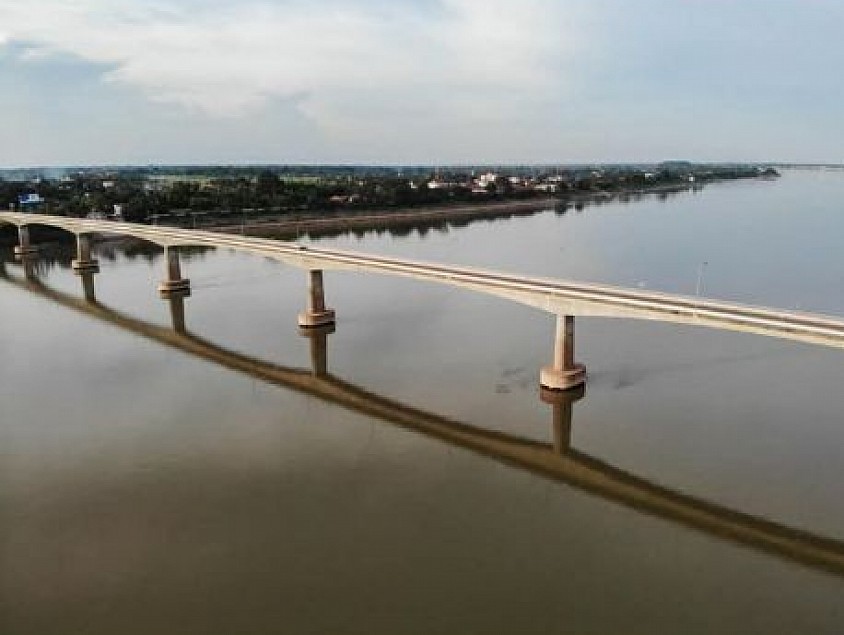 สะพานข้ามแม่น้ำโขง